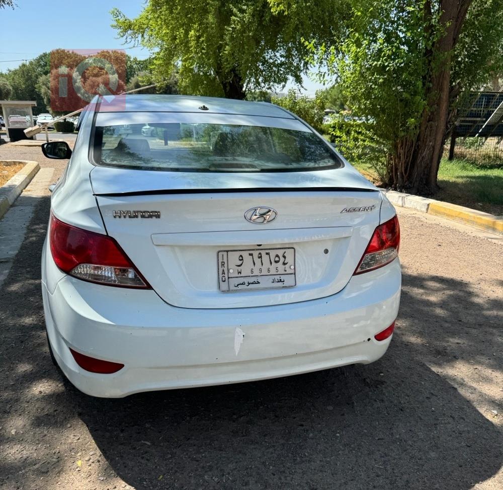 هیوندای ئەکسنت
